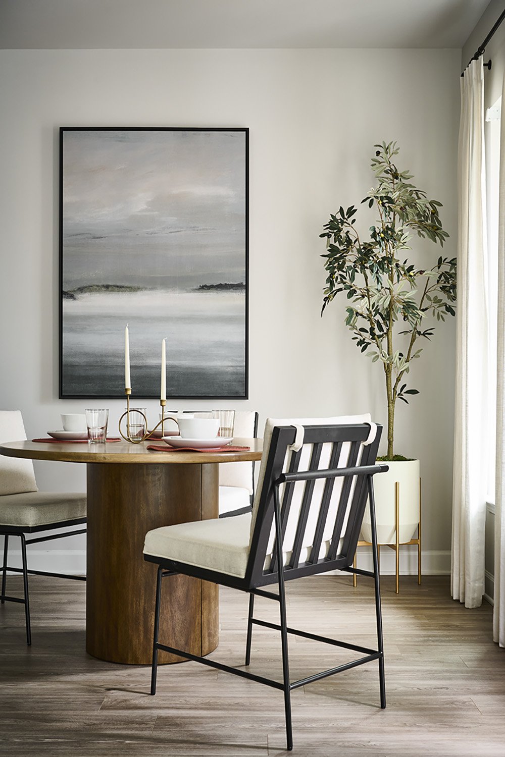 Georgia BTR model unit dining room room blue art